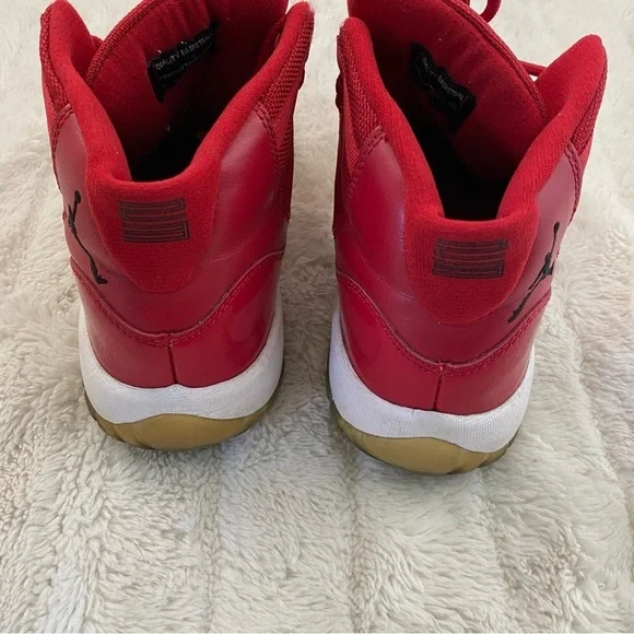 Air Jordan 11 Retro ‘Win Like 96’ Red High-Top Sneakers Basketball Size 6.5Y - Picture 7 of 11
